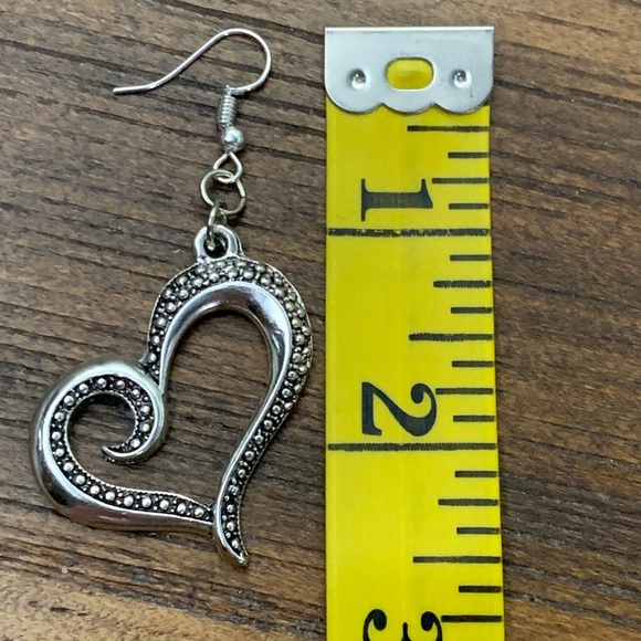 Large Decorative Heart Earrings - Picture 7 of 7